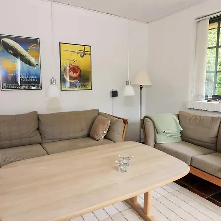9 Person In Ferienhaus Hadsund